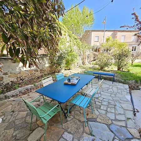 Elegante Maison Avec Un Beau Jardin, A 150 M De La Mer, Climatisation, Wifi ... *